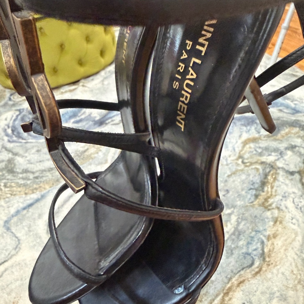 YSL CASSANDRA STRAP HEELS - Picture 4 of 4